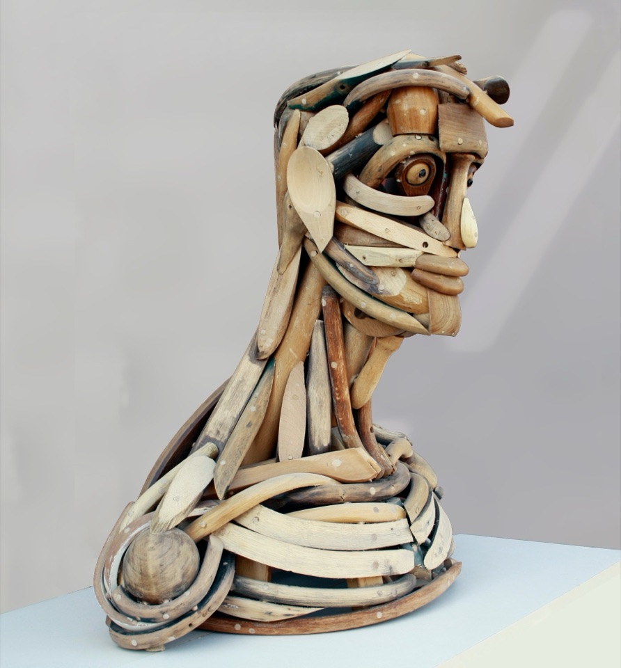 Houten buste, BUSTE 2013